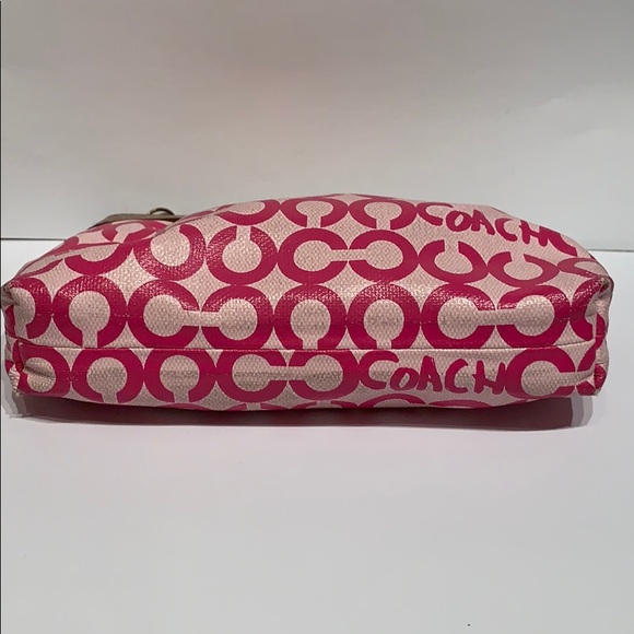COACH pink wallet/wristlet GUC 6”x5” no strap - Picture 4 of 9